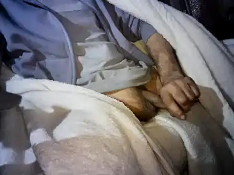 Snapshot of DoctorLoveJoy chatting on December 19, 11:07 am DoctorLoveJoy online show from December 19, 11:07 am