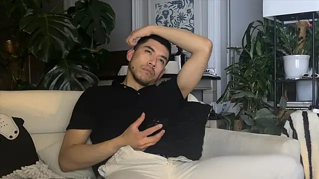 Snapshot of bestofdoseswirls chatting on February 19, 3:35 am bestofdoseswirls online show from February 19, 3:35 am