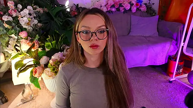 KristaBrooks online show from October 4, 3:21 pm