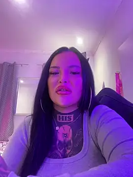 Snapshot of _MelinaCurves_ chatting on September 28, 6:02 pm MelinaCurves online show from September 28, 6:02 pm