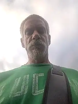 Snapshot of Biknight chatting on October 7, 9:34 pm Biknight online show from October 7, 9:34 pm