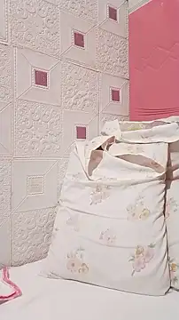 urwildest dreams online show from April 16, 8:42 pm