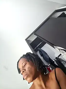 Snapshot of africa_deluxe chatting on January 11, 7:59 pm africa deluxe online show from January 11, 7:59 pm