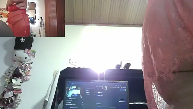 zoe hotxxx online show from February 10, 2:43 pm