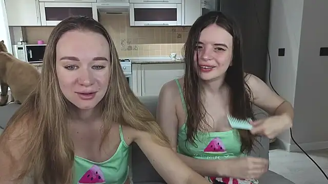 Snapshot of Naughty_Alice chatting on February 23, 6:11 am Naughty Alice online show from February 23, 6:11 am