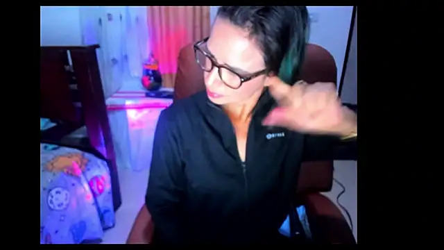 BrianaGarner online show from October 12, 7:29 am