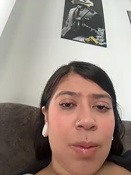 emilyjohanson online show from June 3, 3:39 pm