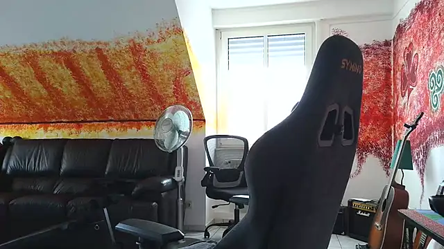 sextoy911 online show from April 8, 4:07 pm