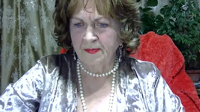 Emma52610 online show from March 6, 6:37 pm