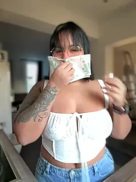 DannaaMeliza online show from December 28, 8:48 am