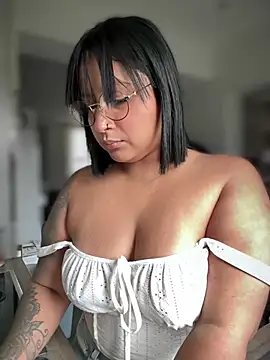 DannaaMeliza online show from January 7, 1:46 pm