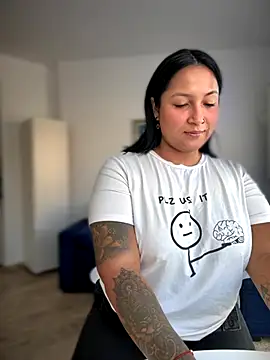 DannaaMeliza online show from September 27, 9:03 am