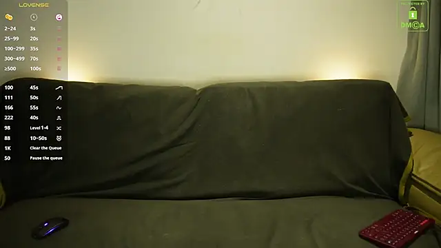 Snapshot of SteeveMuscle chatting on February 1, 9:52 am SteeveMuscle online show from February 1, 9:52 am