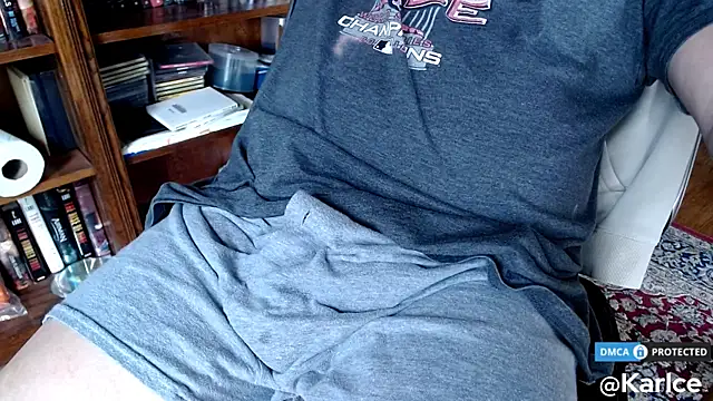 karlce online show from April 16, 8:42 pm