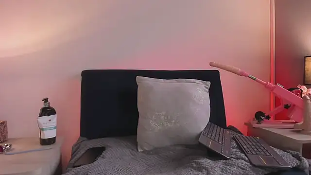 Snapshot of melani_xc chatting on February 24, 5:44 pm melani xc online show from February 24, 5:44 pm