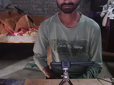 ThethunderPo online show from March 2, 3:52 am