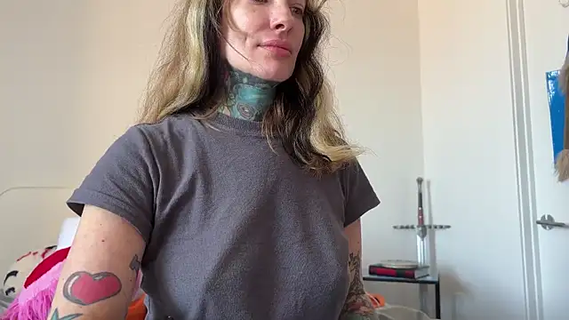 airgeadx online show from May 28, 4:26 pm