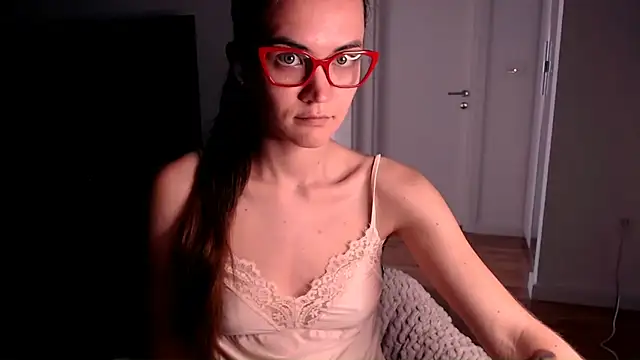 EvelynGG online show from May 10, 9:58 am