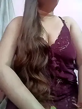 naughtymadam online show from December 16, 4:13 am