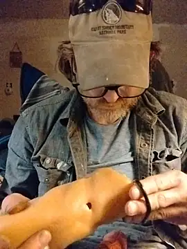 ROBERT0516 online show from October 25, 10:48 pm