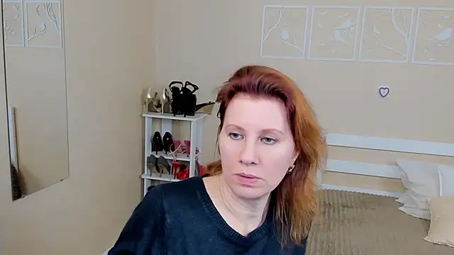 FoxySophia online show from February 18, 3:43 pm