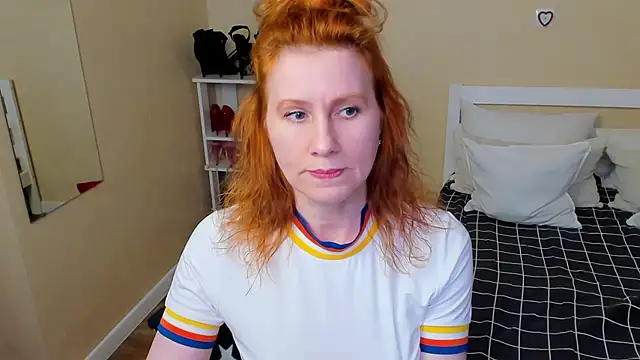 FoxySophia online show from December 1, 10:31 am