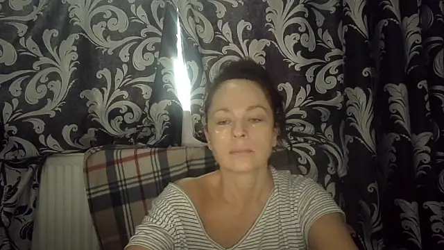 LindaStarS online show from November 7, 8:03 am