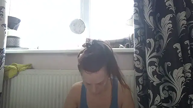 LindaStarS online show from February 28, 6:14 am