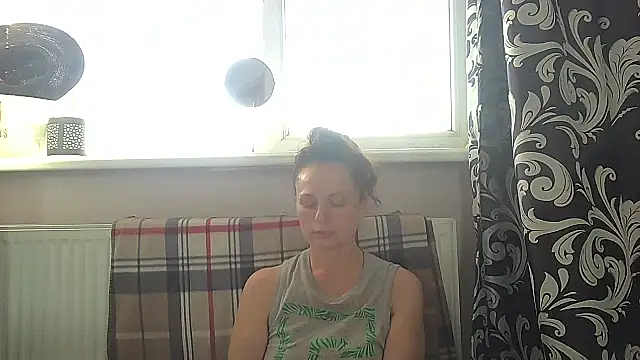 LindaStarS online show from May 28, 3:53 pm
