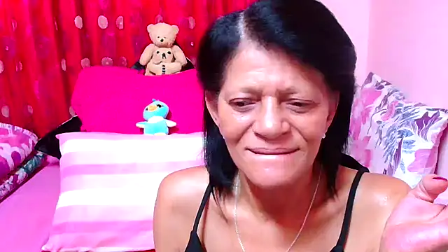 SLUTTYROXY online show from November 11, 5:40 am