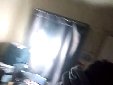 Snapshot of UncutHammer69 chatting on October 27, 1:37 pm UncutHammer69 online show from October 27, 1:37 pm