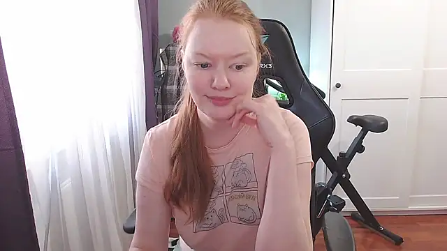 Lady Inari online show from October 18, 1:45 pm