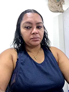 yanza2002 online show from October 28, 11:07 pm