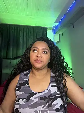 yanza2002 online show from April 18, 11:38 pm