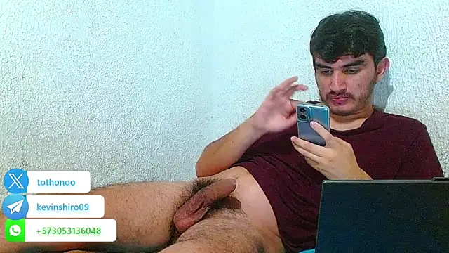 biglatin80 online show from December 19, 8:02 am