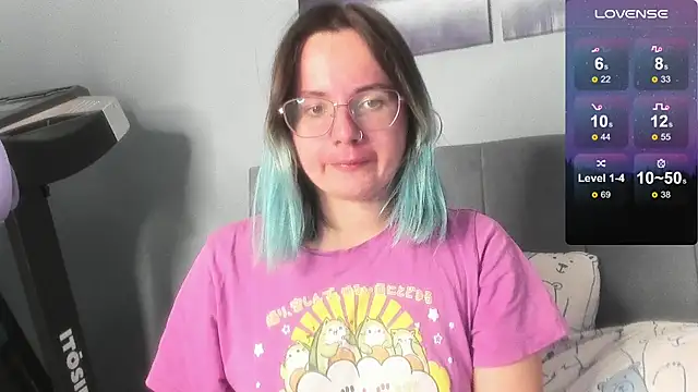 MilaniaCute online show from October 17, 6:21 pm