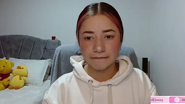 abril love2 online show from February 6, 4:36 pm