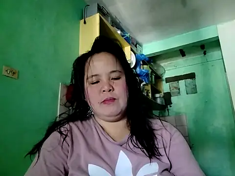 Snapshot of AasianAngelEyesXX chatting on February 25, 3:49 am AasianAngelEyesXX online show from February 25, 3:49 am