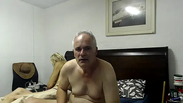 DrPenaltyXX online show from December 17, 1:07 am