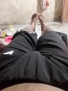 Snapshot of bigh96dik chatting on July 14, 5:29 pm bigh96dik online show from July 14, 5:29 pm
