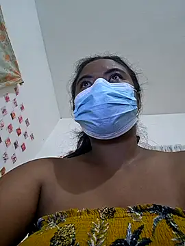 Snapshot of Artinah22 chatting on December 20, 7:50 pm Artinah22 online show from December 20, 7:50 pm