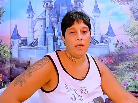 indianroxy online show from February 1, 11:58 pm