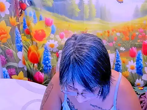 indianroxy online show from April 1, 1:23 pm