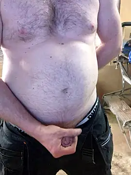 Snapshot of IronedTitan chatting on March 22, 2:05 am IronedTitan online show from March 22, 2:05 am