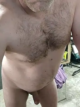 Snapshot of IronedTitan chatting on October 20, 12:11 am IronedTitan online show from October 20, 12:11 am