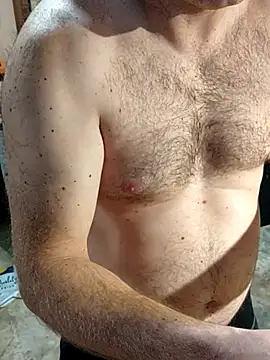 Snapshot of IronedTitan chatting on October 21, 4:30 pm IronedTitan online show from October 21, 4:30 pm