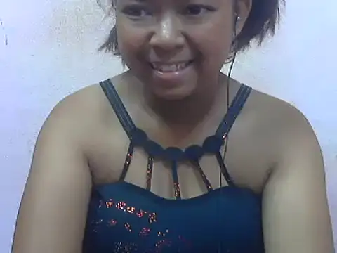 Snapshot of milkboobsgirl chatting on January 9, 5:13 am milkboobsgirl online show from January 9, 5:13 am