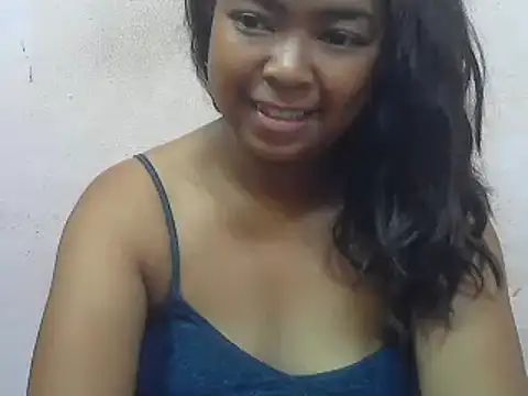 Snapshot of milkboobsgirl chatting on January 13, 5:33 am milkboobsgirl online show from January 13, 5:33 am