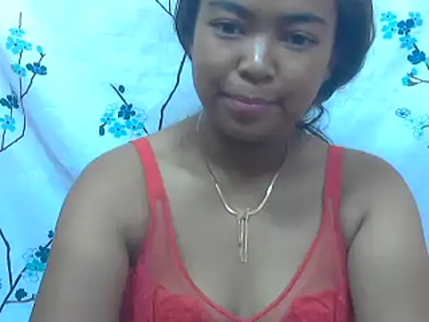 Snapshot of milkboobsgirl chatting on March 17, 8:18 am milkboobsgirl online show from March 17, 8:18 am