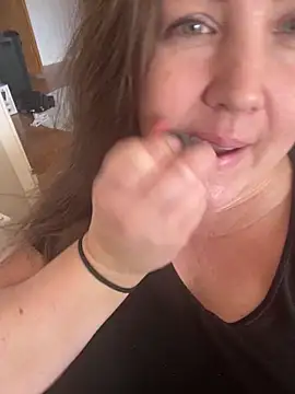 Snapshot of Anna_Alexa chatting on March 18, 9:23 am Anna Alexa online show from March 18, 9:23 am